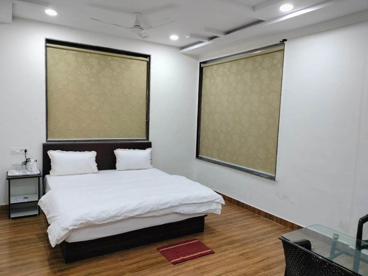 Hotel Satkar International Chhindwara Ngoại thất bức ảnh