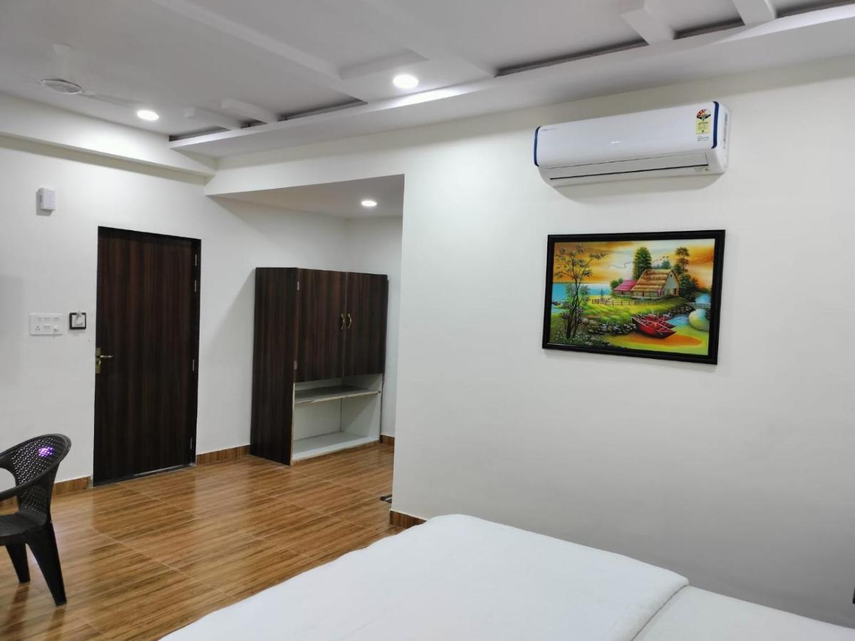 Hotel Satkar International Chhindwara Ngoại thất bức ảnh