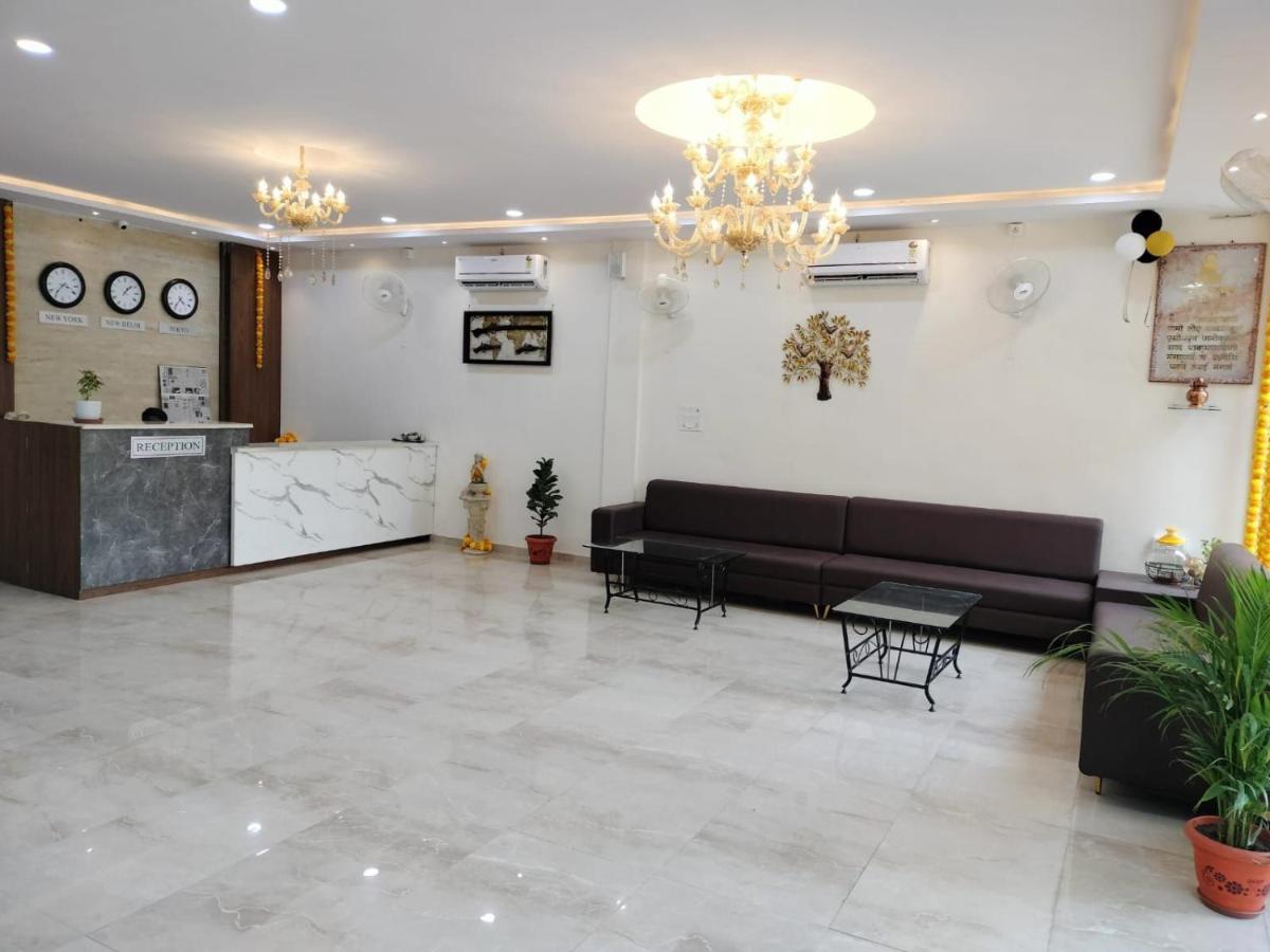 Hotel Satkar International Chhindwara Ngoại thất bức ảnh