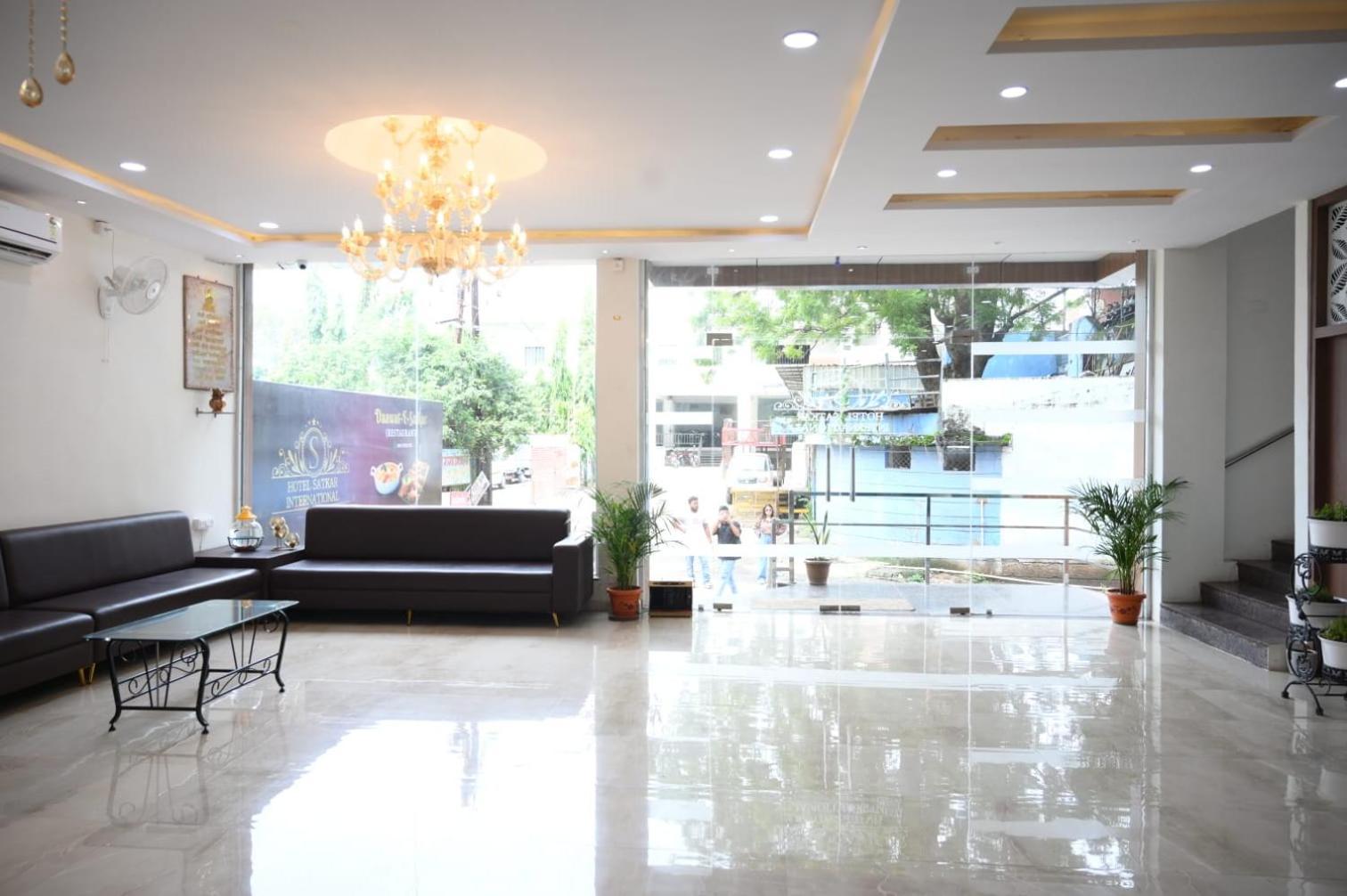 Hotel Satkar International Chhindwara Ngoại thất bức ảnh